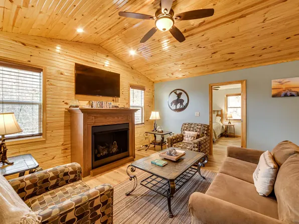 3000 Highwater Rd, Waverly, TN 37185