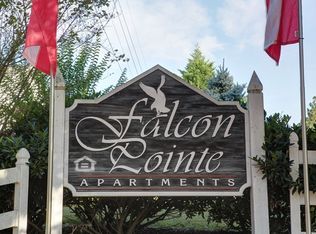 2004 Falcon Wood Ct APT J, Winston Salem, NC 27127