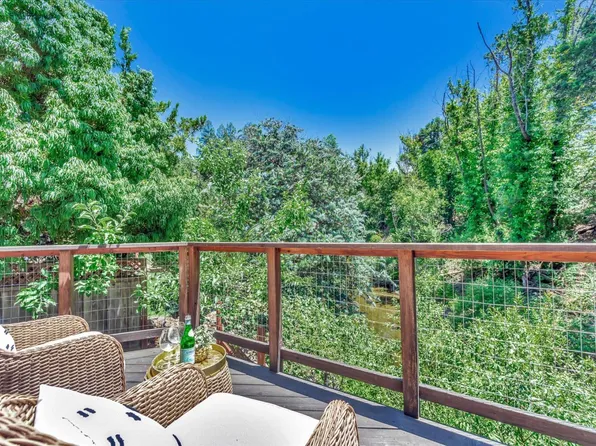 2649 Alpine Rd, Menlo Park, CA 94025