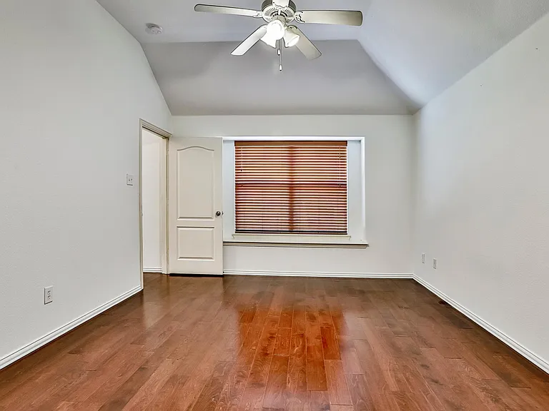 2853 Cascade Cove Dr — Photo 21