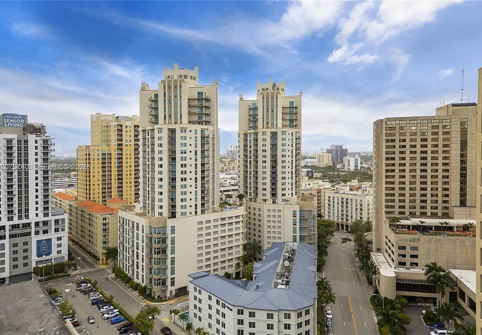 Metropolis I At Dadeland — Photo 2