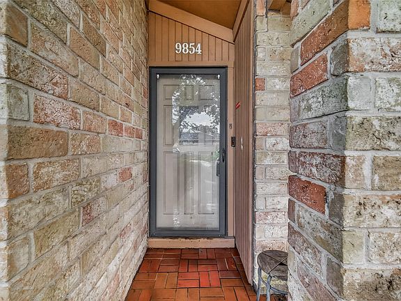 4th image of 9854 Sagebark Dr
