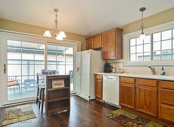 4th image of 457 W Parkside Dr