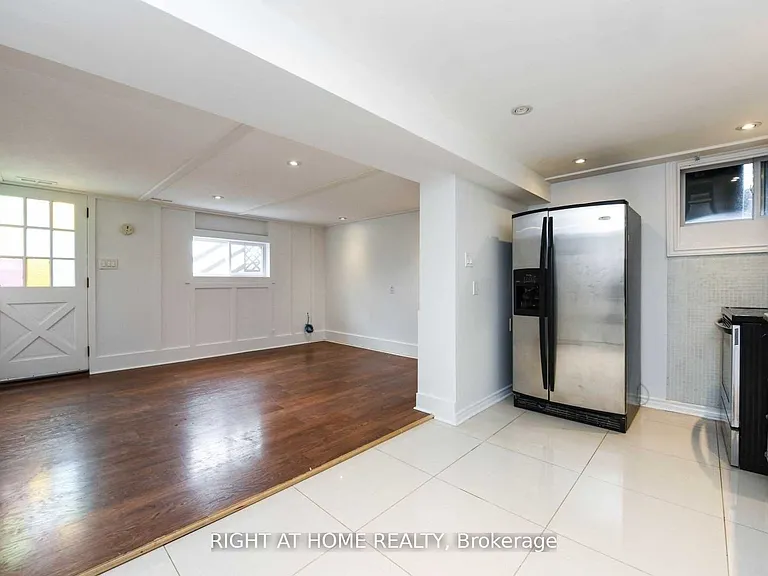 31 E Griggsden Ave — Photo 2