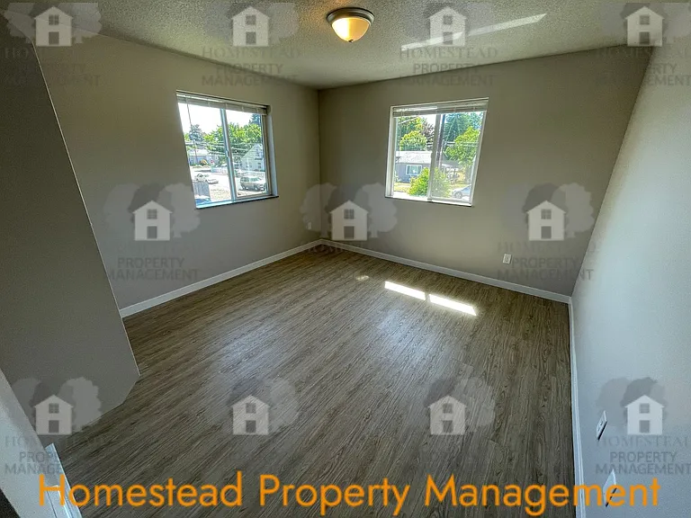 351 N Broad St #1-4 — Photo 18