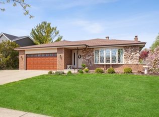 6724 Revere Rd, Downers Grove, IL 60516