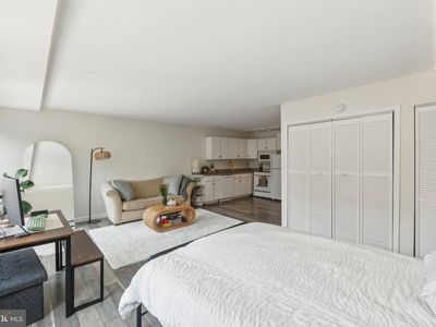 922 24th St NW APT 212, Washington, DC, 20037