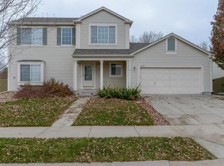3379 S Newcombe Ct, Lakewood, CO 80227