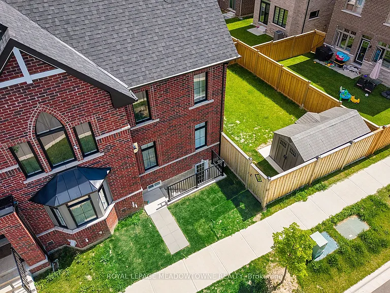 1410 Wellwood Ter #BASEMENT — Photo 8