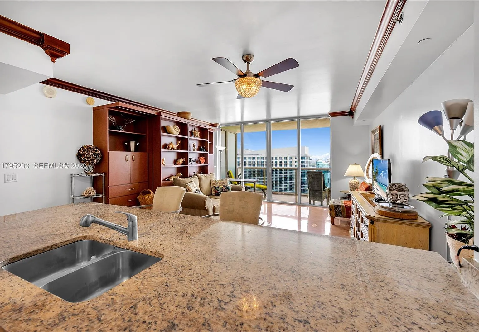 Beach Club Two Condo — Photo 2