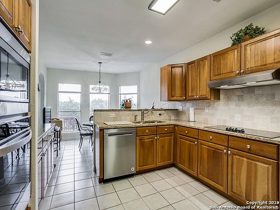 5th image of 28416 Royal Ascot Dr