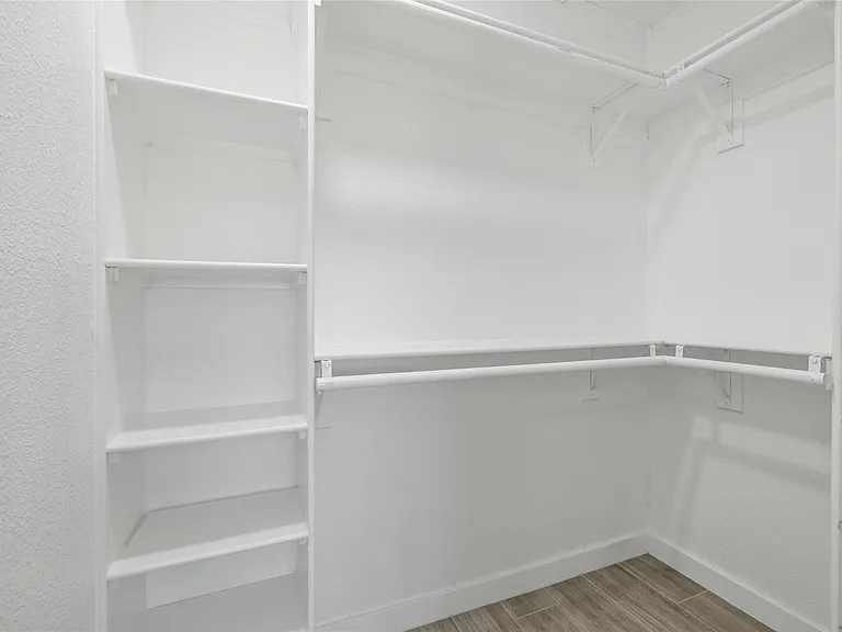 1400 Bellmar Dr — Photo 18