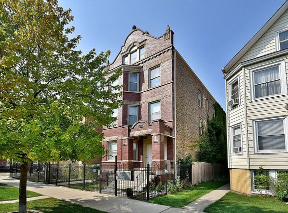 3rd image of 2904 N Avers Ave Unit 1F