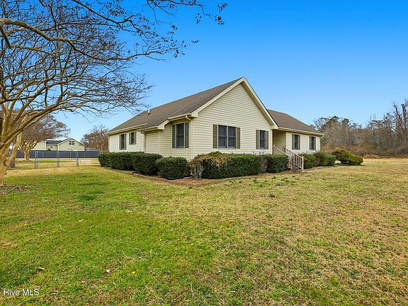 2nd image of 115 Juniper Drive
