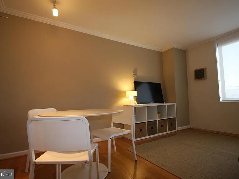 2030 F St NW #407 — Photo 6