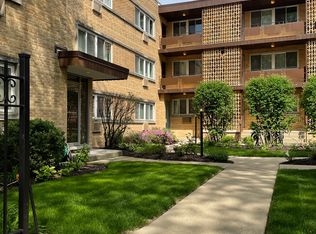 1933 Harrison St APT 1B, Evanston, IL 60201