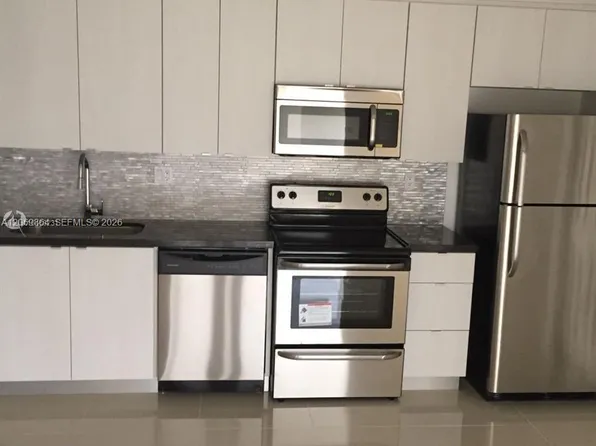 4600 NW 79th Ave APT 2B, Doral, FL 33166