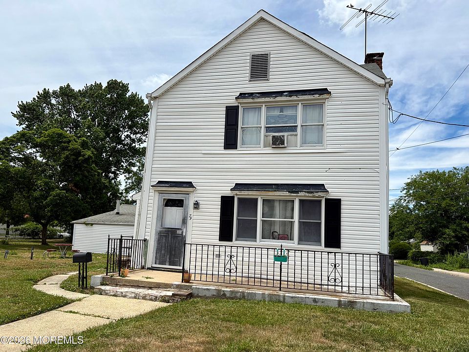 1st image of 79 Avenue D
