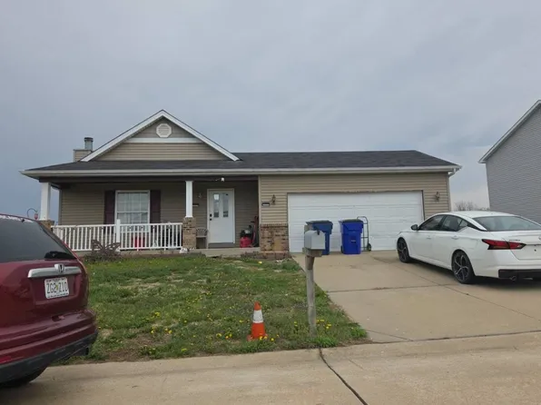 3 Running River Ct, Moscow Mills, MO 63362