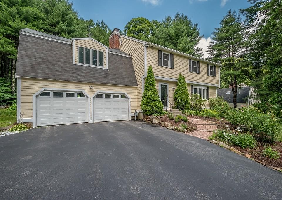 1st image of 81 Woodland Dr