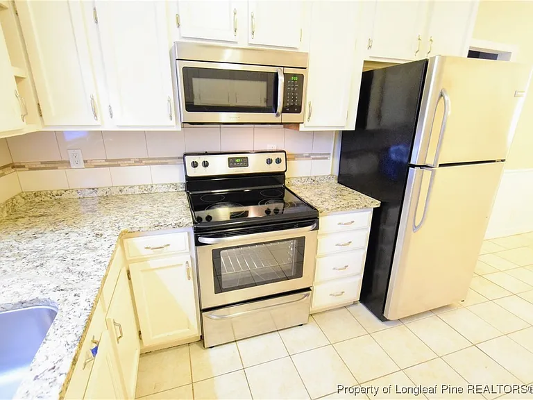 6604 Bonnie Bell Ln — Photo 22