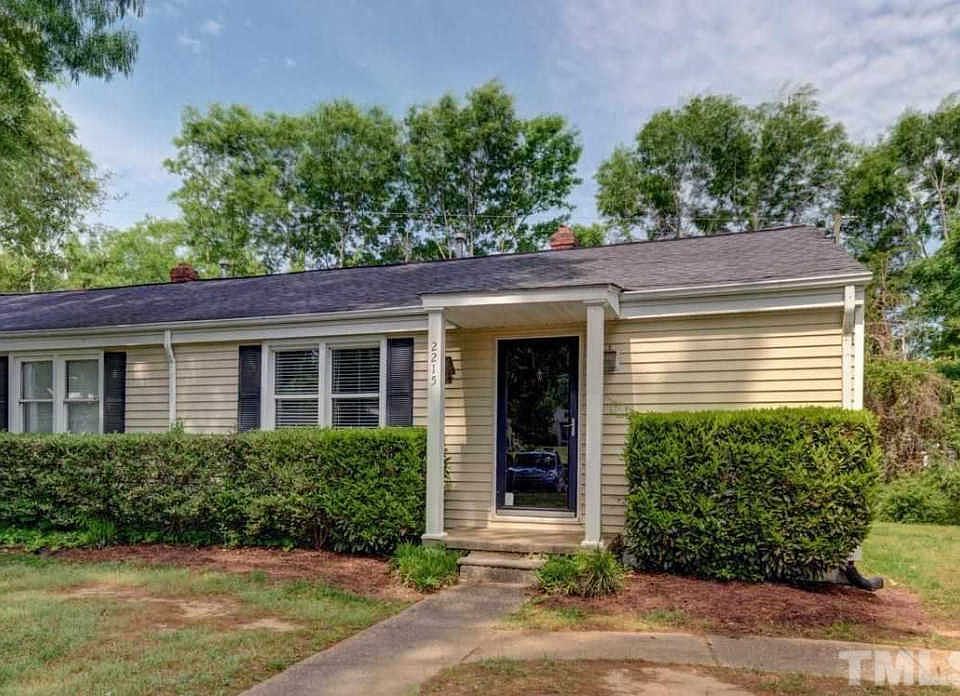 1st image of 2215 Bernard St #2215