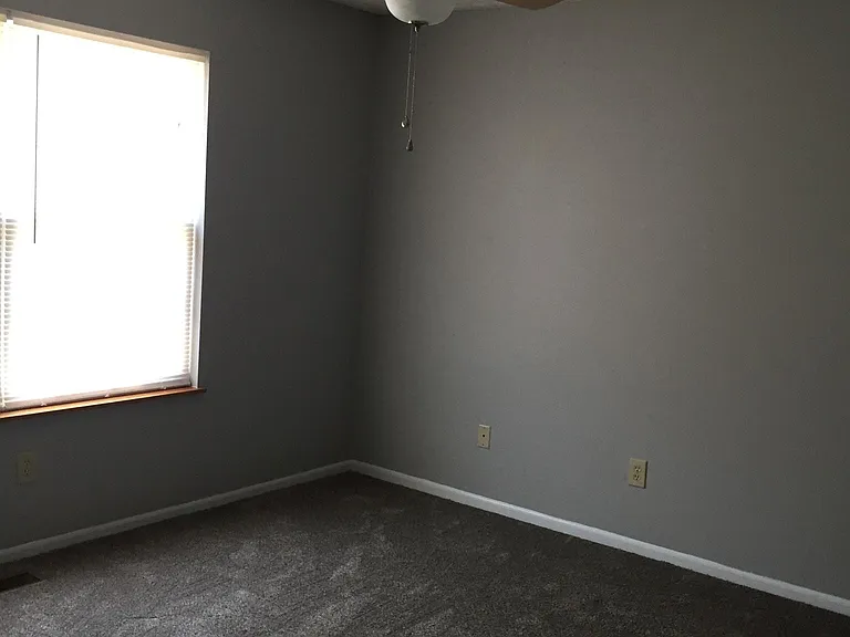 1611 N Star Ave — Photo 17
