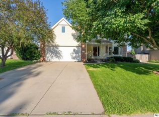 7107 S 161st St, Omaha, NE 68136