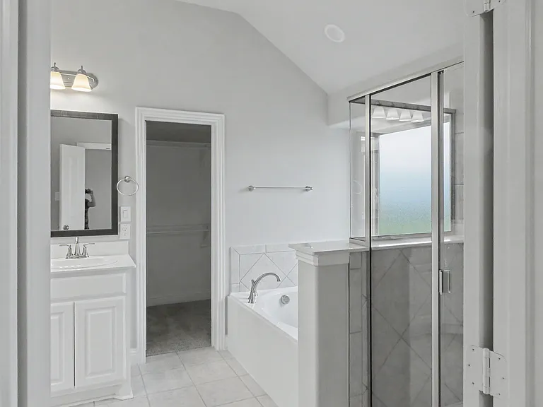 426 Oleander Dr — Photo 13