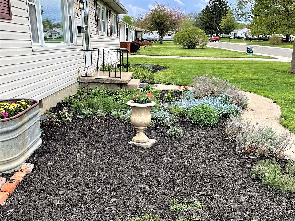 794 Crescent Dr, Urbana, OH 43078 Zillow