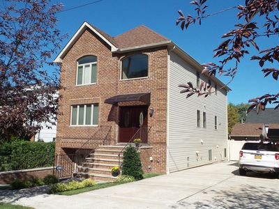 1828 Carlton Ave, Staten Island, NY, 10309