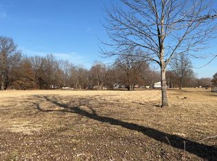 8644 Main St, Christopher, IL 62822