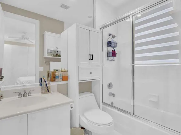 4035 Avalon Pointe Drive, Boca Raton, FL 33496