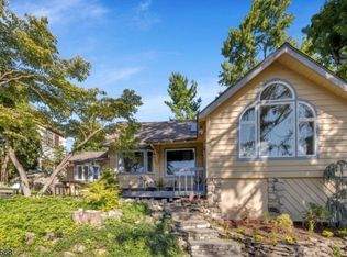 439 W Shore Trl, Sparta, NJ 07871