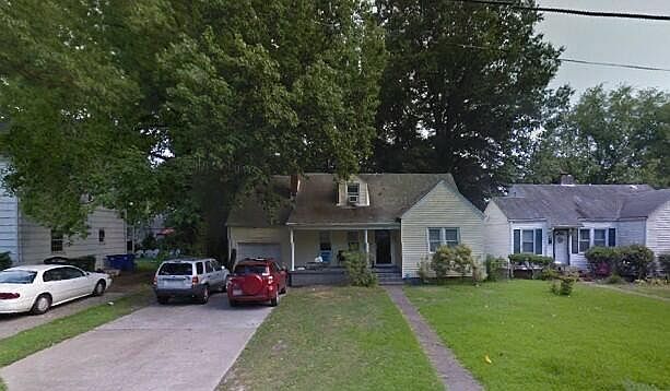 1st image of 1317 Longwood Dr