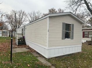 LEGEND Plan, Green Acres Manufactured Home Community, Delta, OH 43515