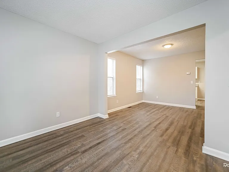 109 Bainbridge Pl — Photo 9