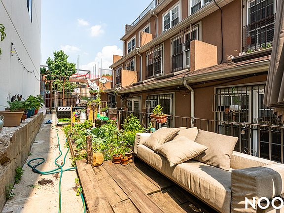 4th image of 339 Palmetto St #1