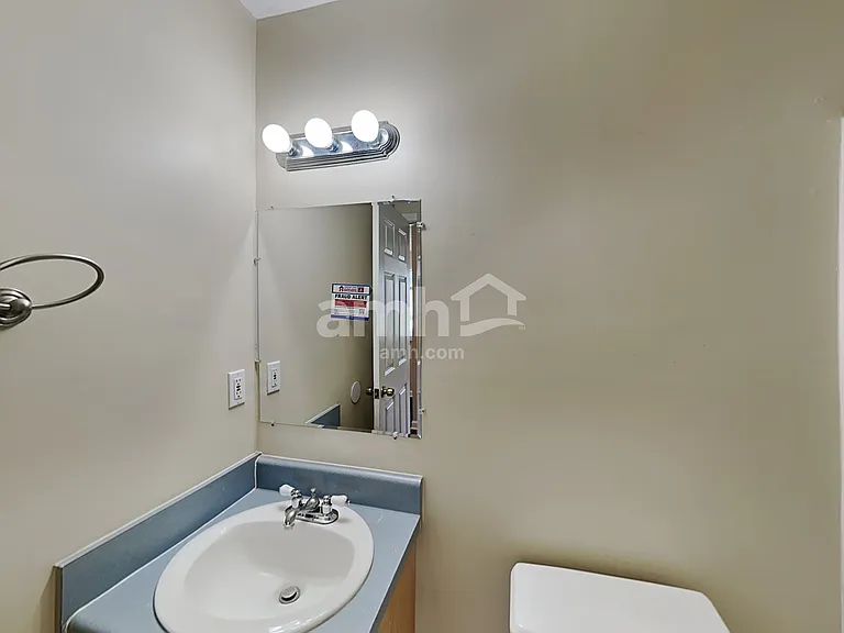 7114 Hillcrest Chase Dr — Photo 14