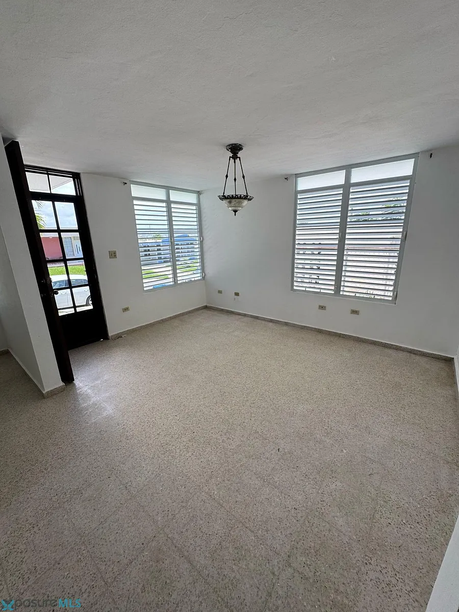 Building Photo - 217 Calle Caoba #217