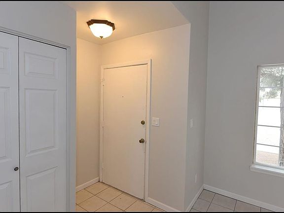5th image of 2508 Aquatic Ln