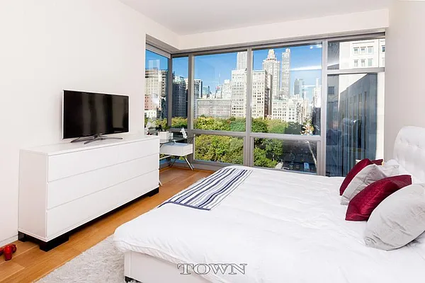 Rented by Town Residential | media 7