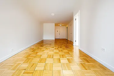 Rented by Manhattan Realty Group