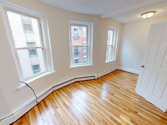 4th image of 23 Sheafe St #6