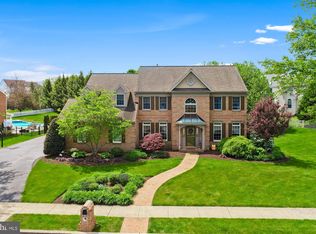 2909 Duffield Ln, Sinking Spring, PA 19608