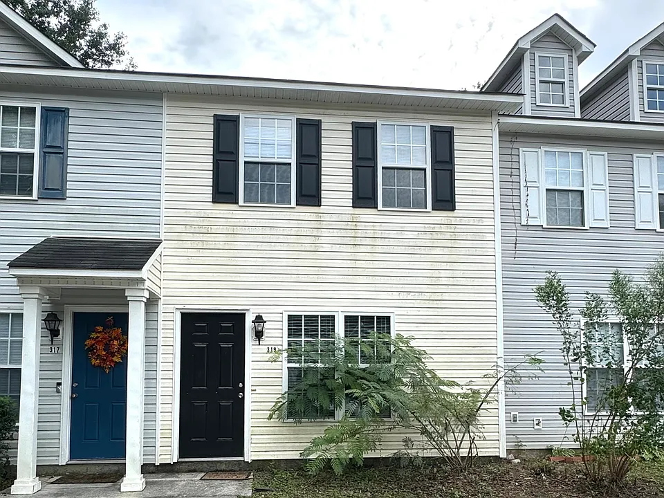319 Bracken Pl #1