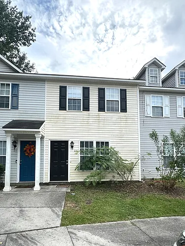 319 Bracken Pl #1 Photo 1