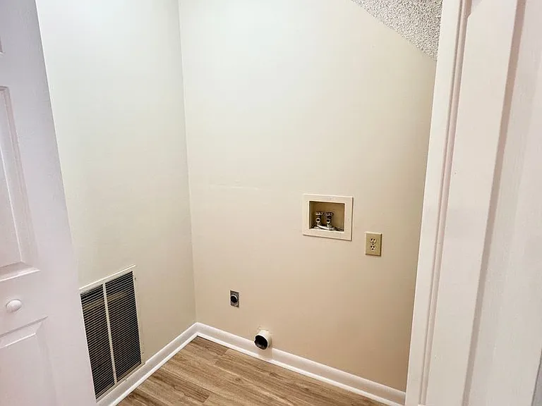 1100 Pine St #A — Photo 16