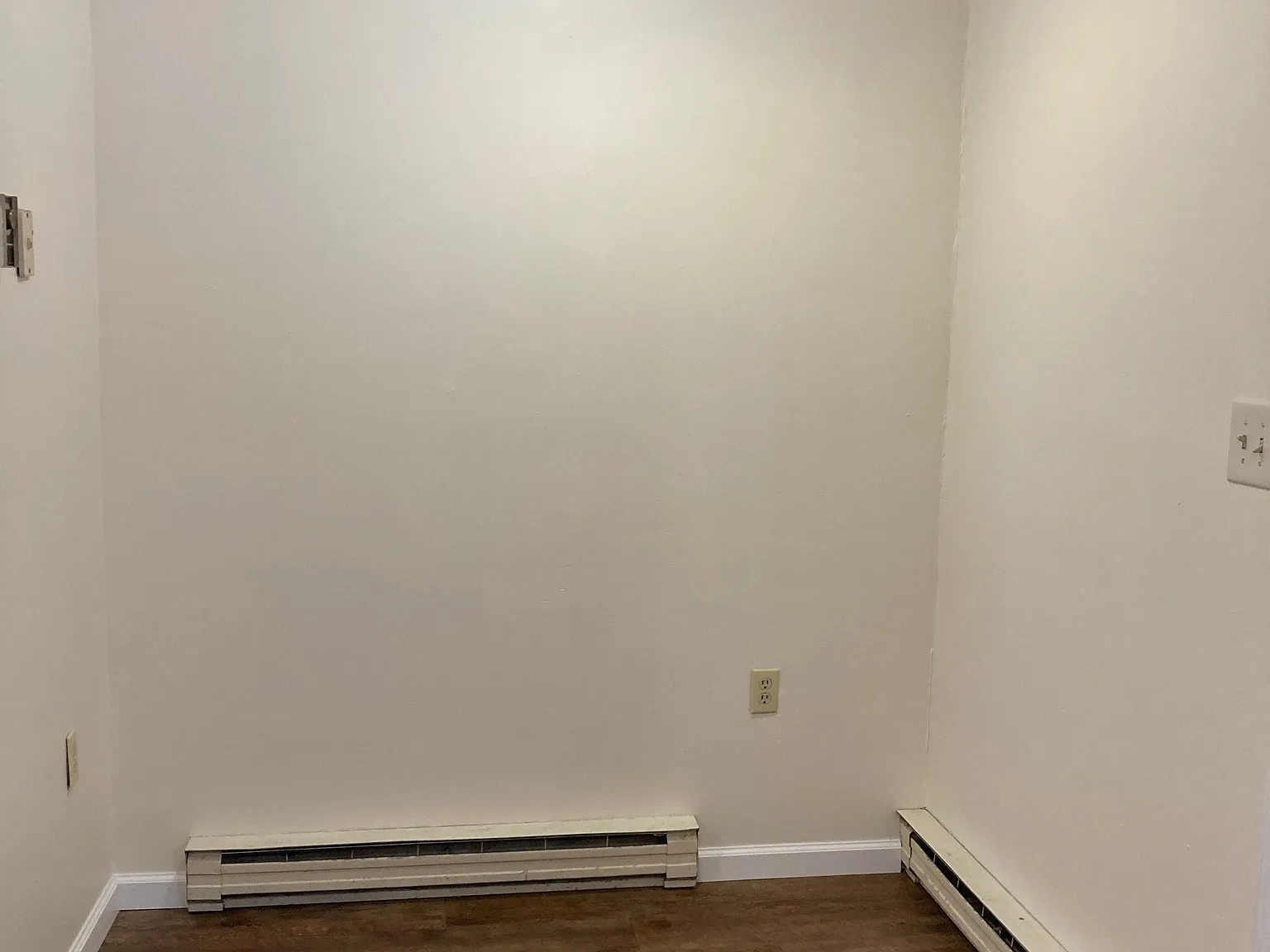 2 bed, 1.0 bath, $650 — Photo 4
