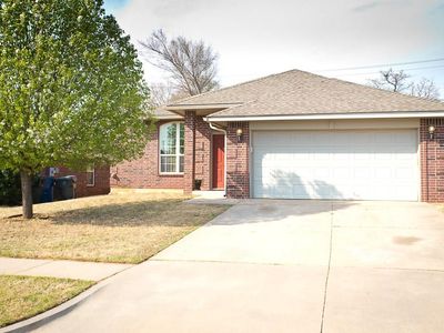 9505 Apple Dr, Midwest City, OK, 73130